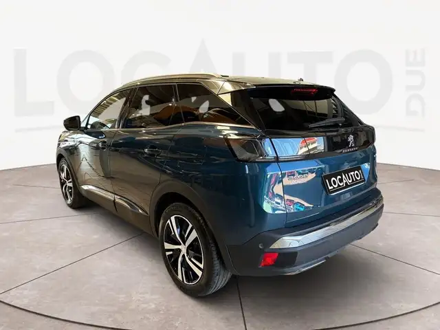 Peugeot 3008 view 5