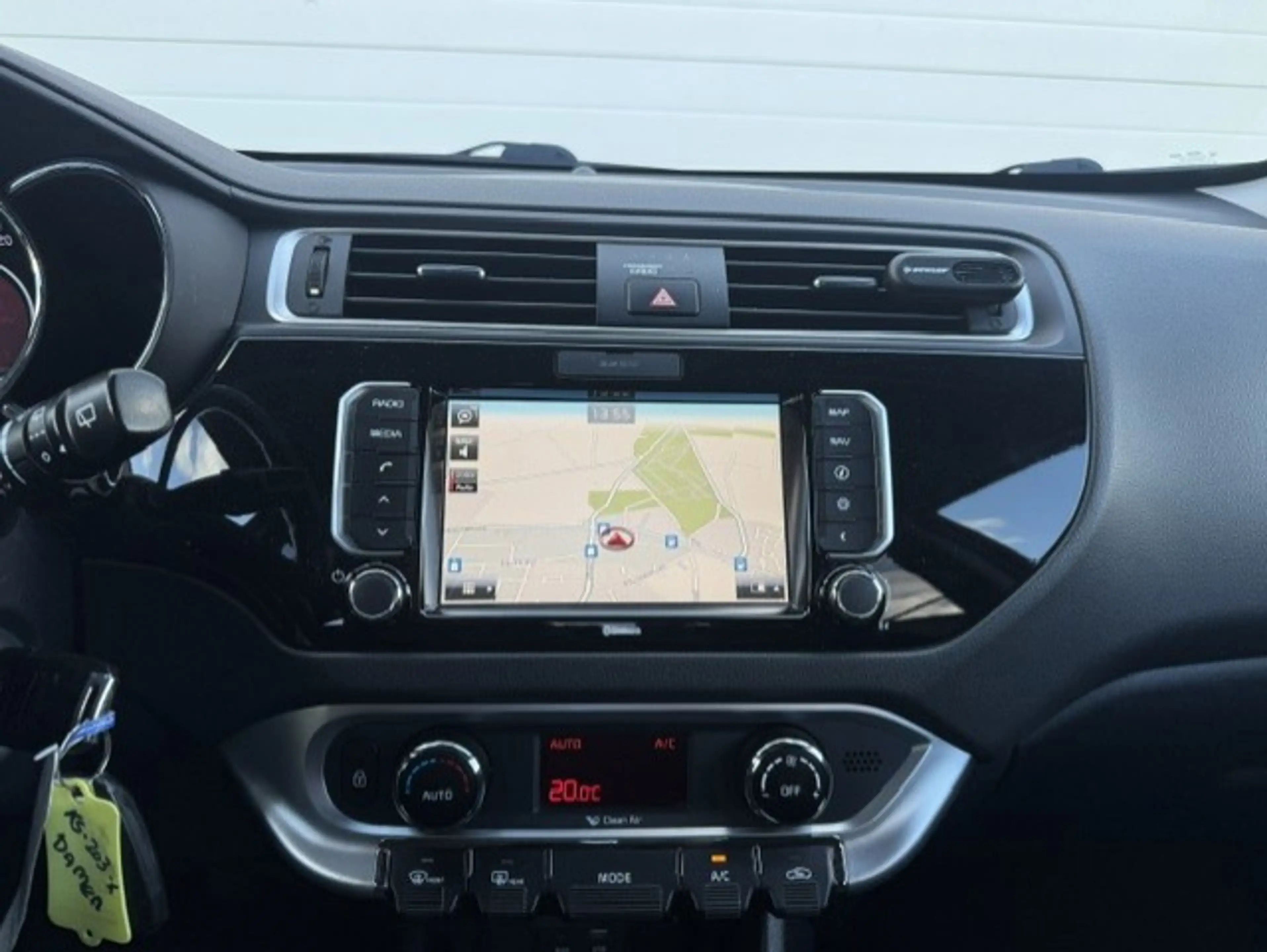 Kia Rio 1.2 CVVT ExecutiveLine -Trekhaak LED-Navi-Camera-N — photo 15