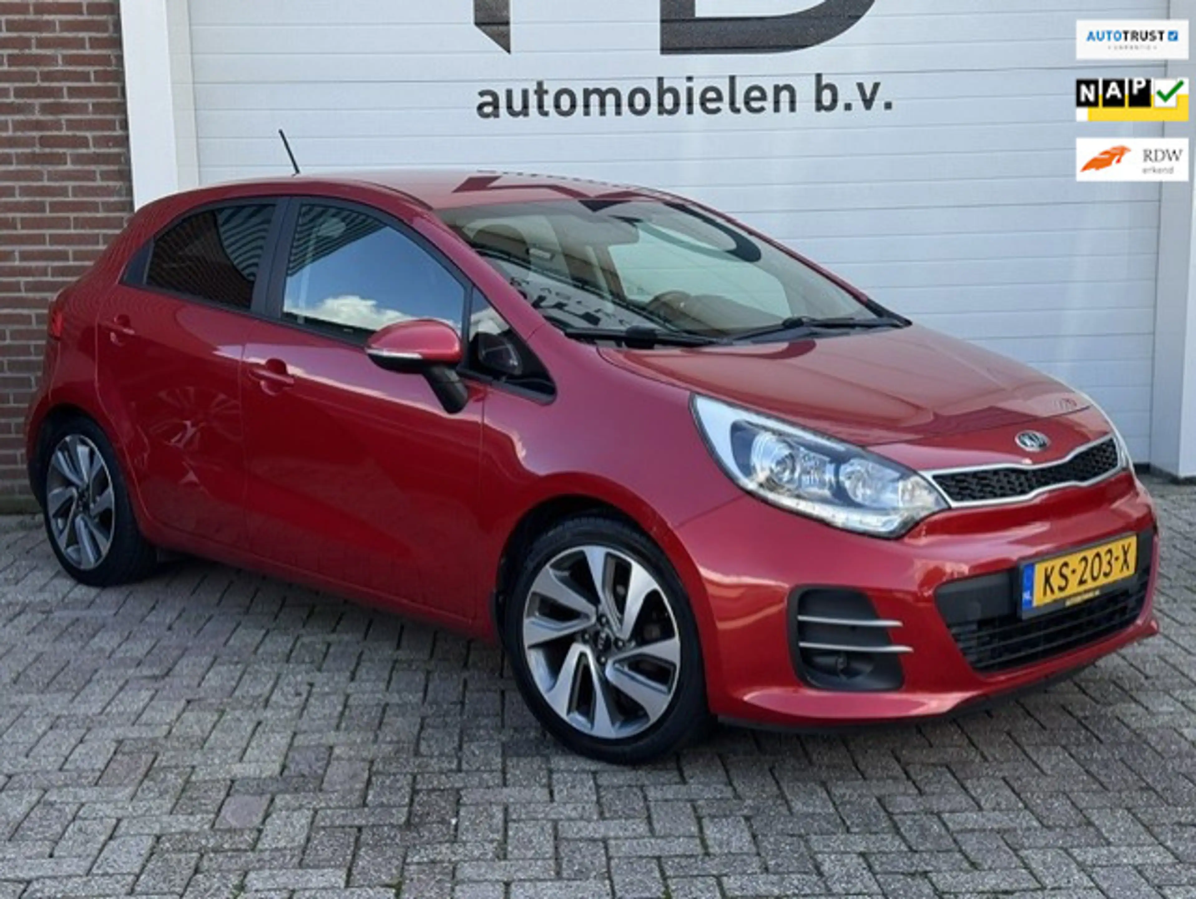 Kia Rio 1.2 CVVT ExecutiveLine -Trekhaak LED-Navi-Camera-N