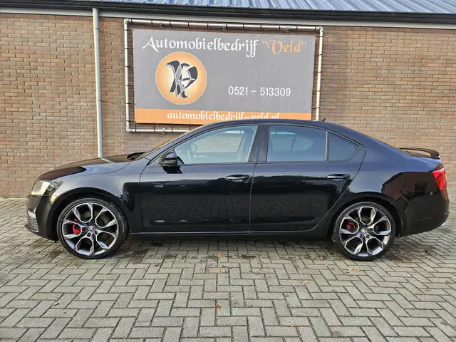 Skoda Octavia view 3