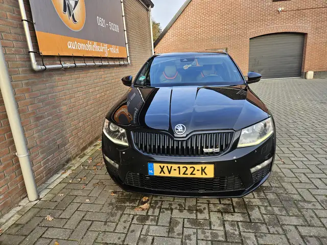 Skoda Octavia view 2