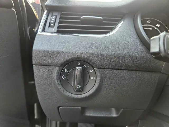 Skoda Octavia view 23