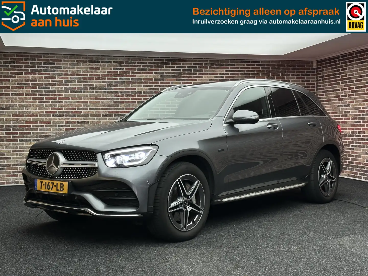 Mercedes-Benz GLC 300 300e 4MATIC Business Solution AMG | Dak| Dealer on Grijs - 1