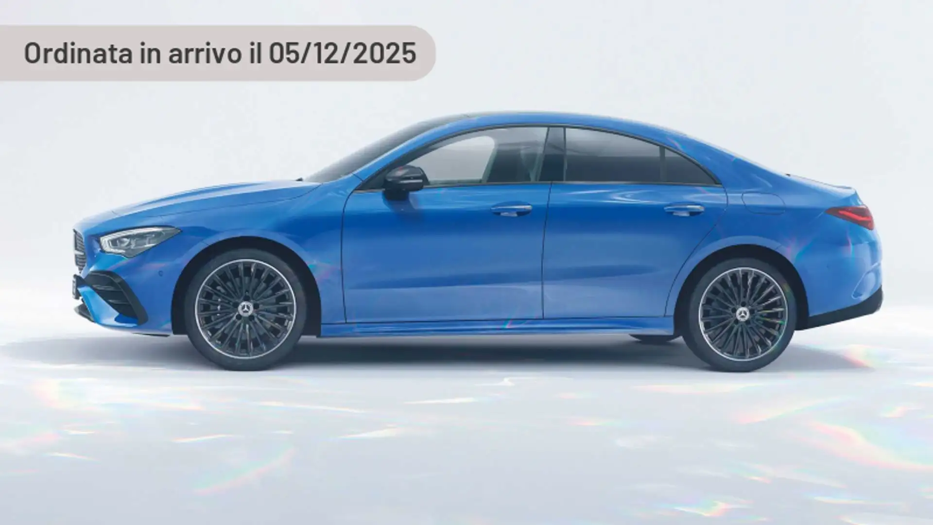 Mercedes-Benz CLA 220 220 d Automatic AMG Line Premium Srebrny - 1
