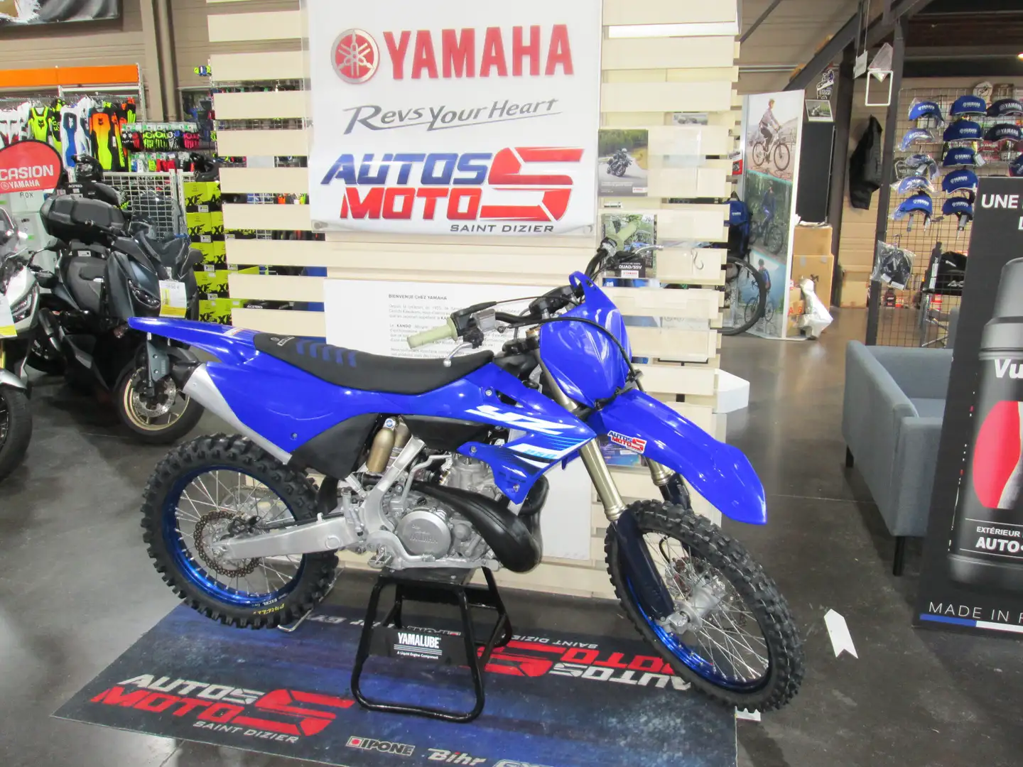 Yamaha Bleu - 1