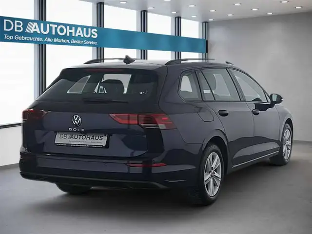 Volkswagen Golf view 4