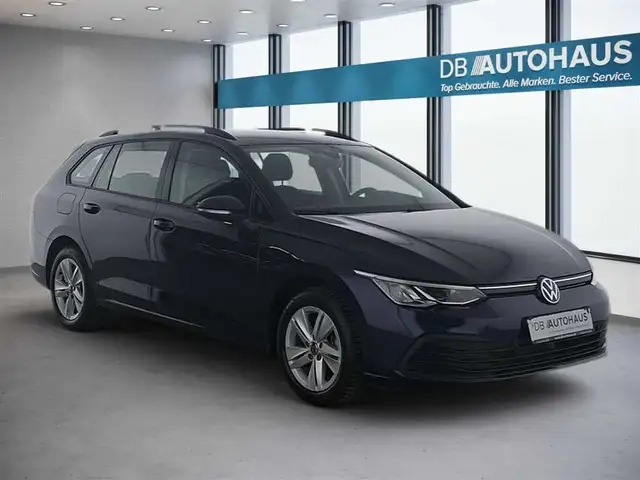 Volkswagen Golf view 2
