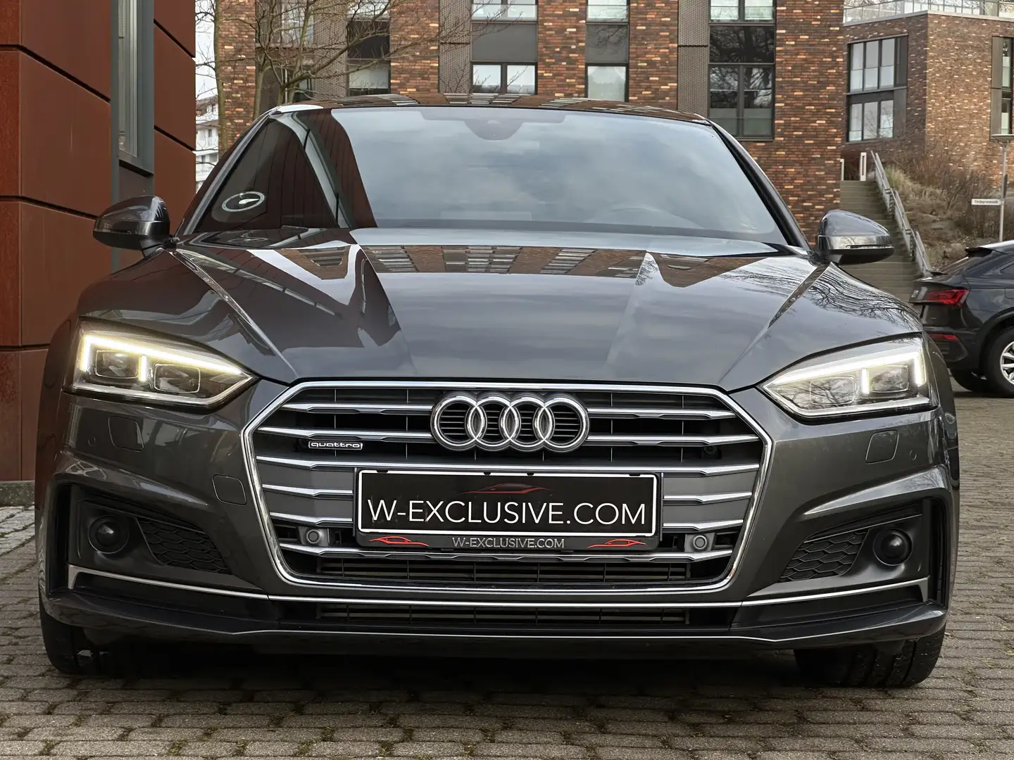 Audi A5 45 TFSI quattro sport Grau - 1