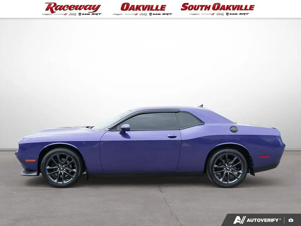 Dodge Challenger снимка Dodge Challenger