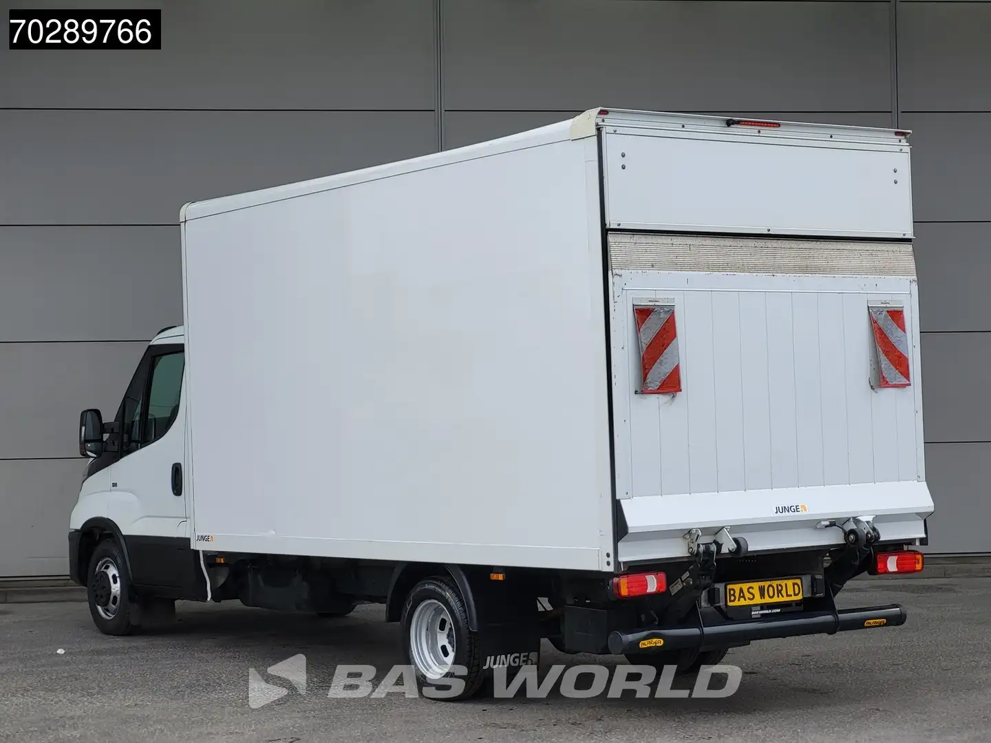 Iveco Daily 35C16 Laadklep Automaat Bakwagen 160PK Airco Euro6 Wit - 2