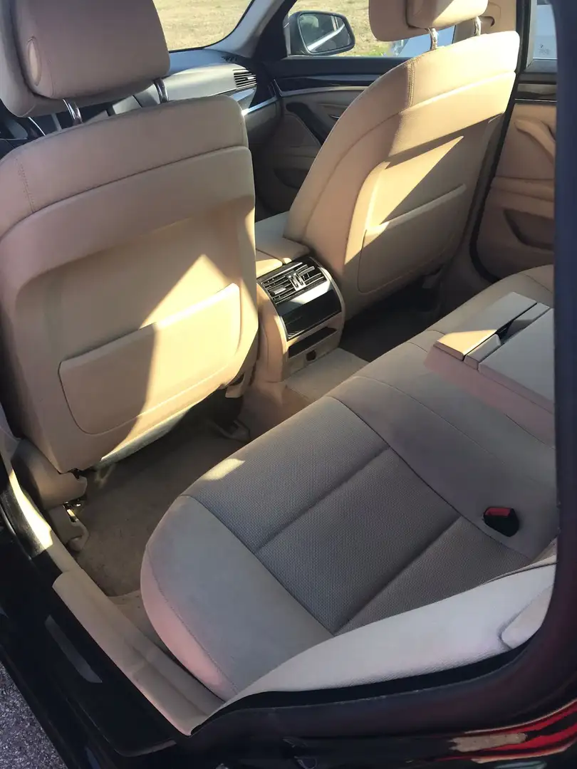 BMW 520 520d Touring Nero - 2