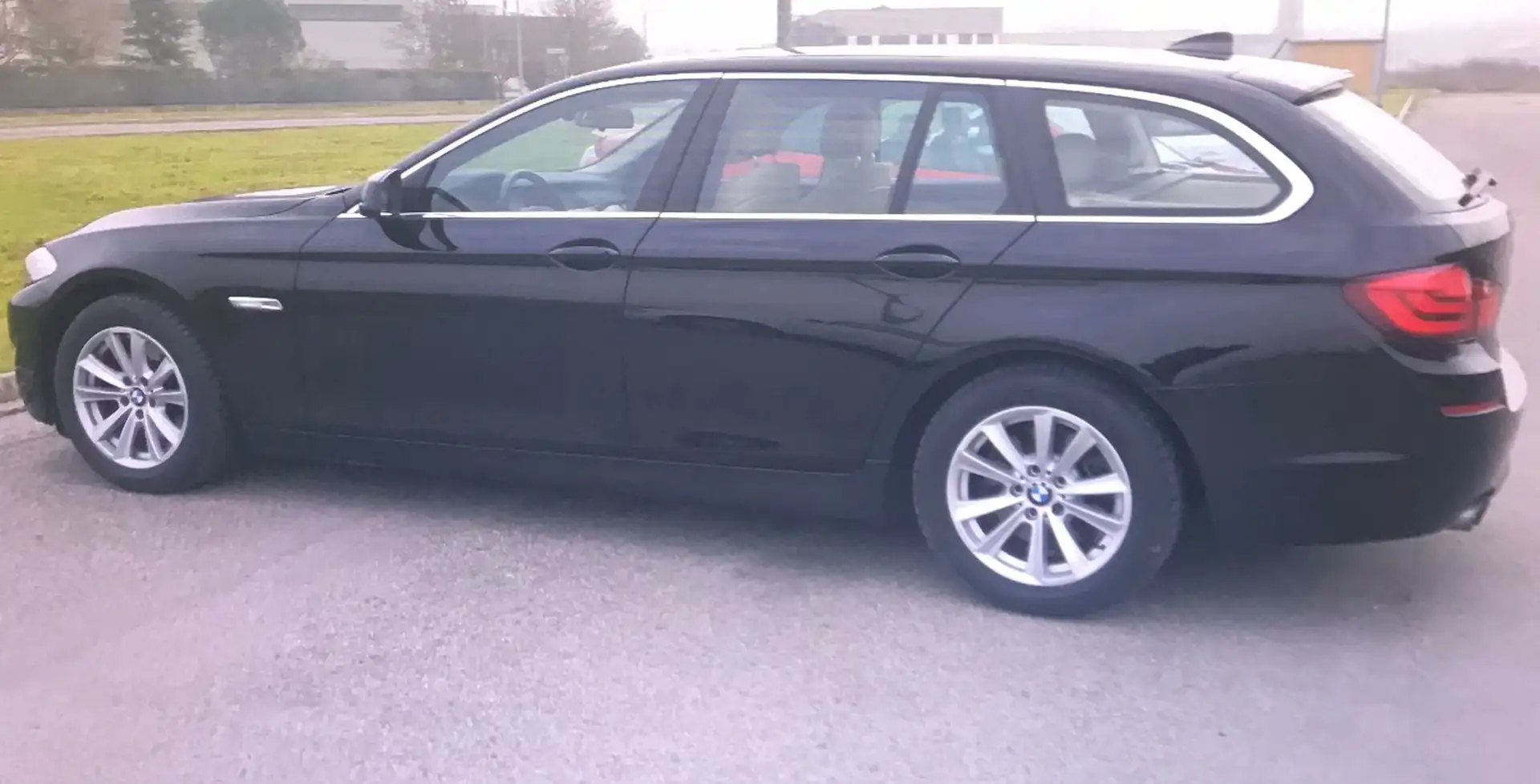 BMW 520 520d Touring Nero - 1