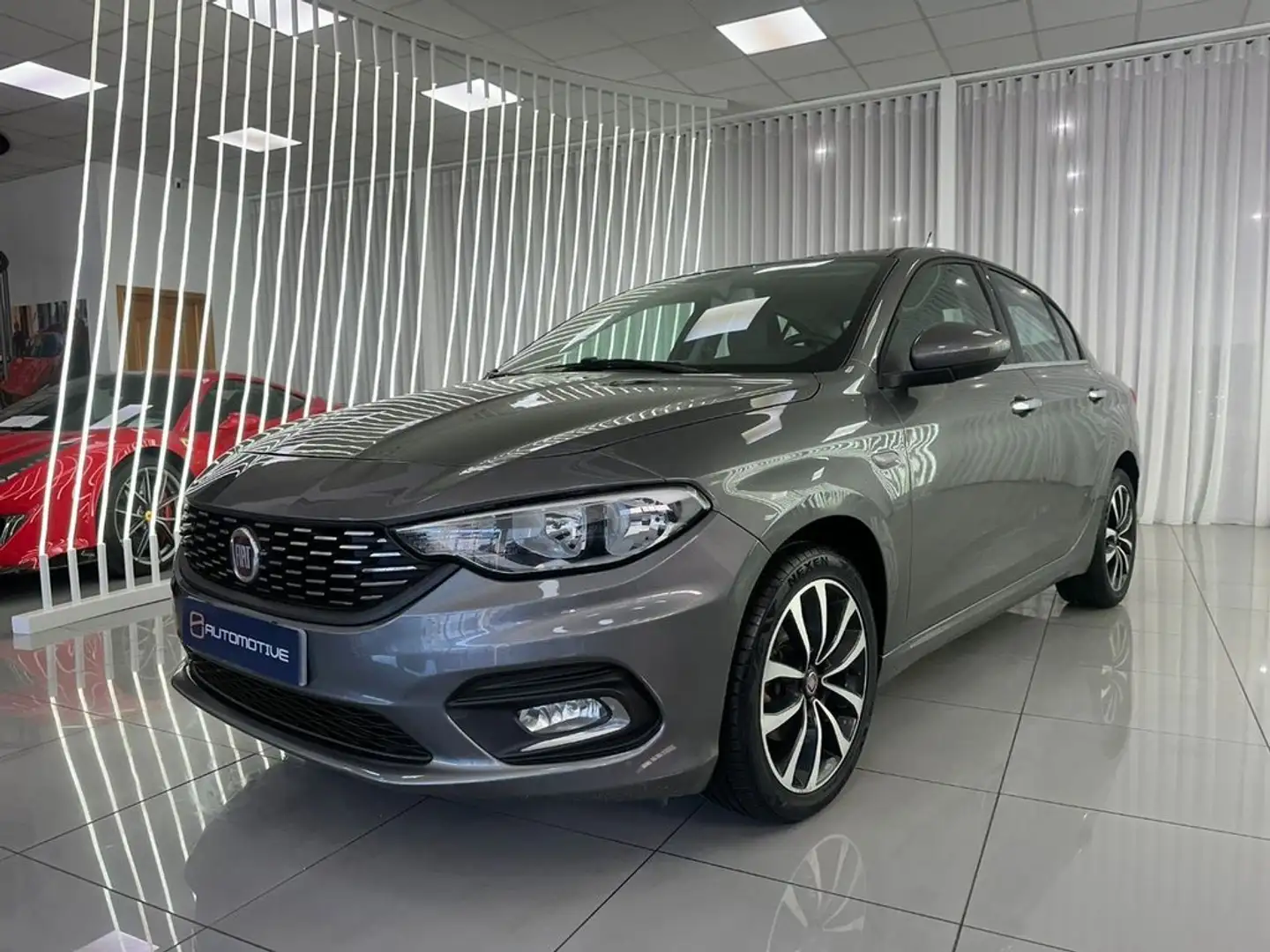 Fiat Tipo Sedán 1.4 Lounge Gris - 1