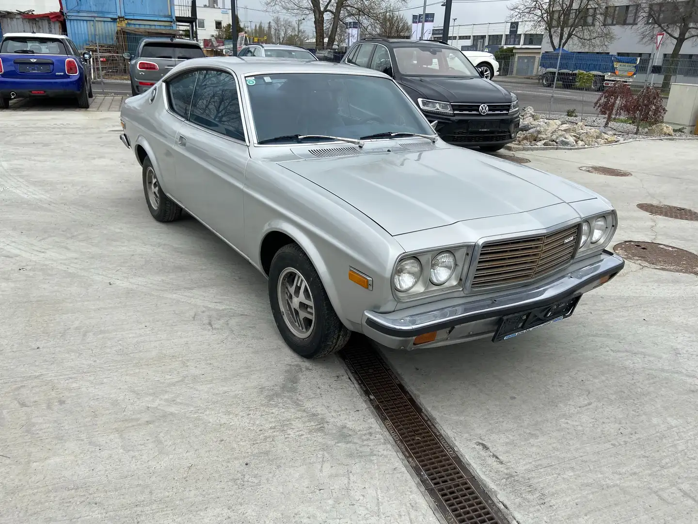 Mazda 929 Gris - 1