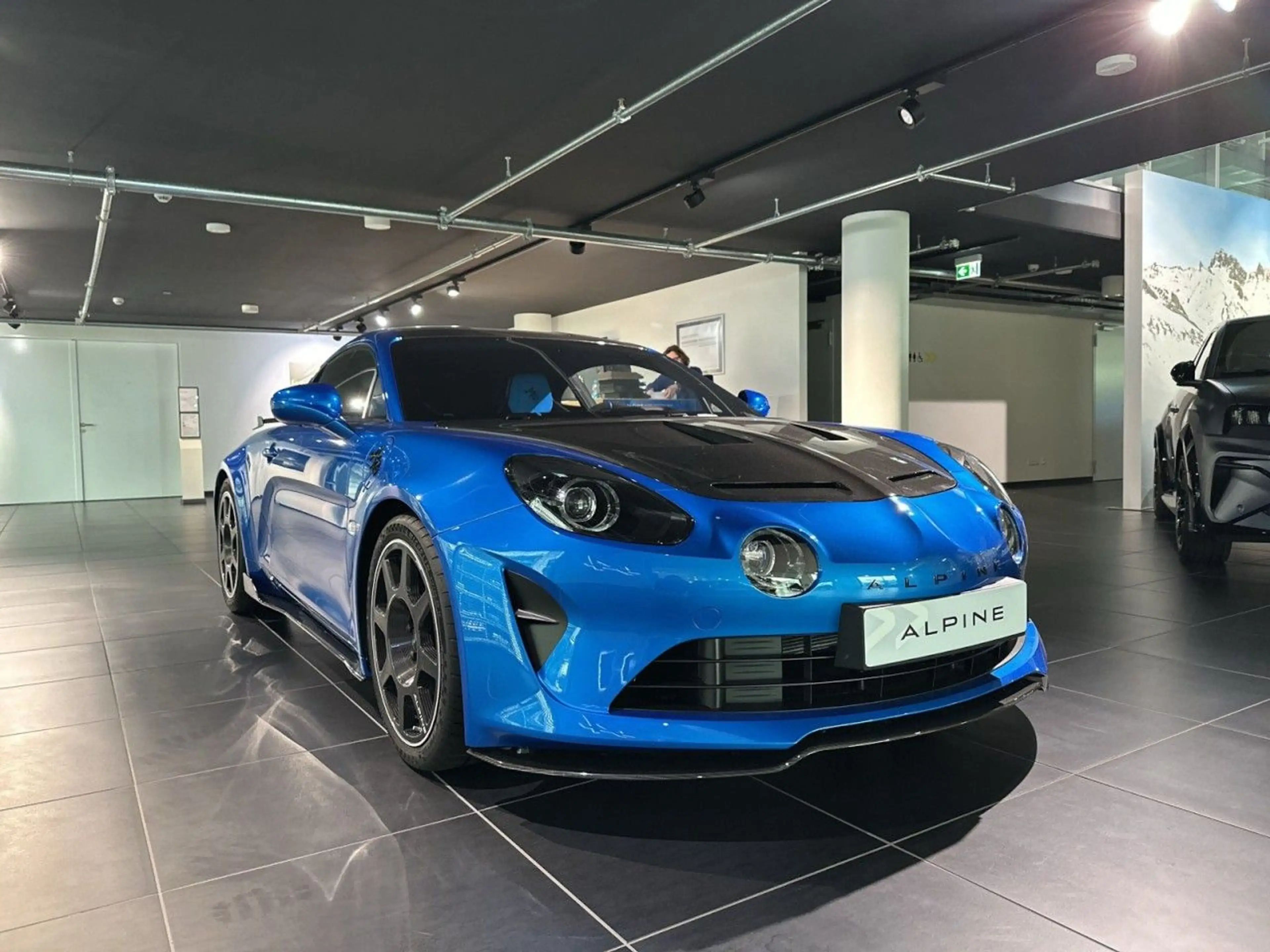 Alpine A110 R70-Sonderedition MY25 mit Titan Akrapovic — photo 7