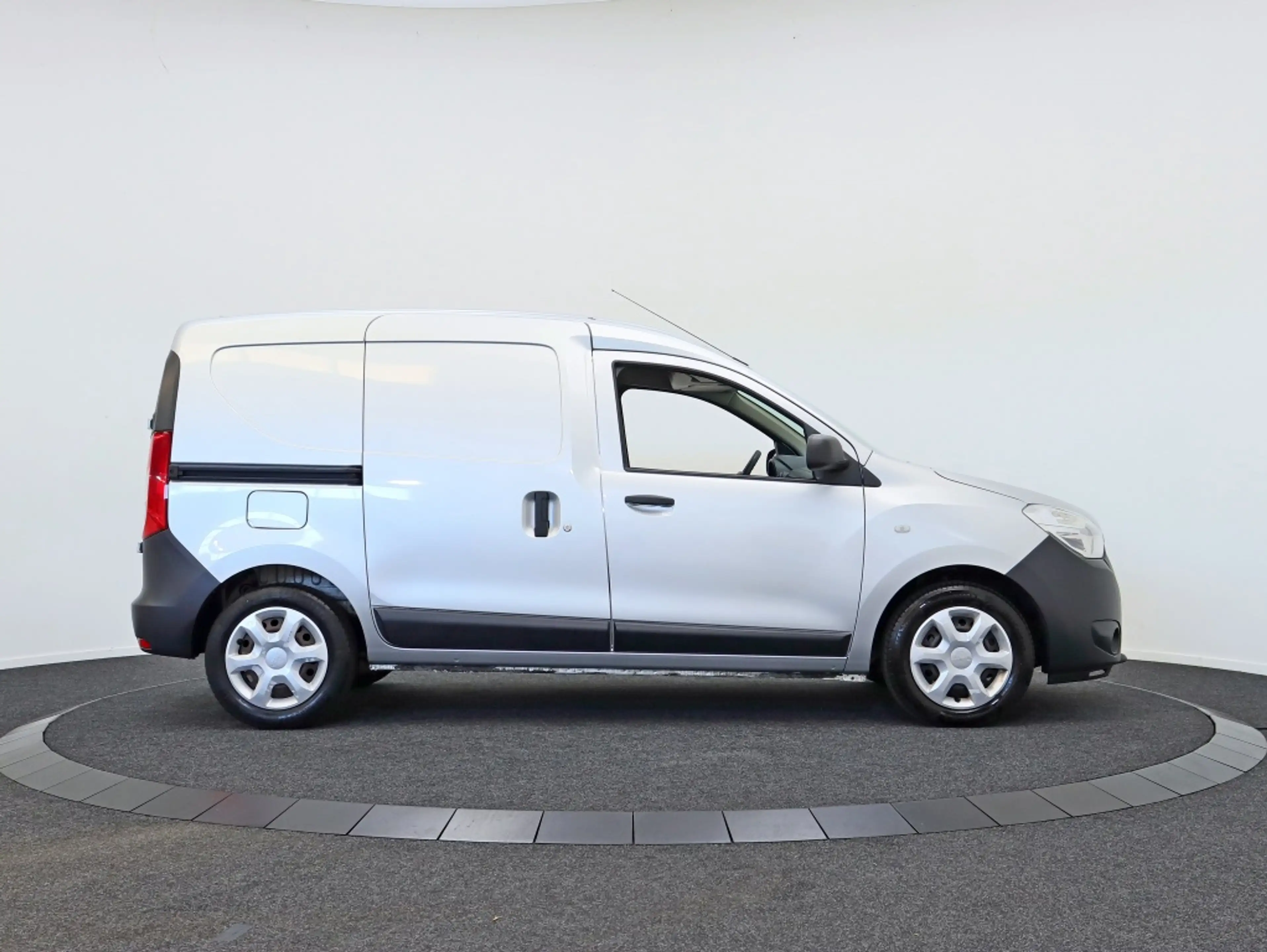 Dacia Dokker 1.5 dCi 75 Ambiance | Airco | Navigatie | Dealer o — photo 13