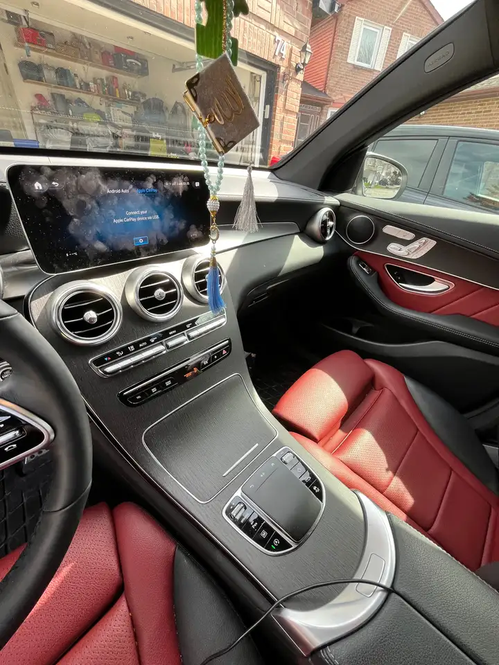 2022 Mercedes-Benz GLC