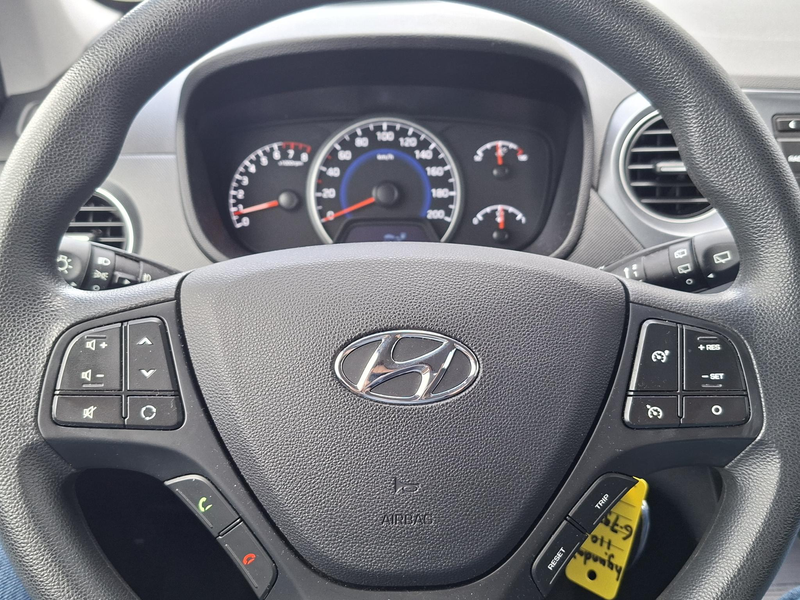 Hyundai i10 1.0i Comfort Cruise control/ Bluetooth — photo 8