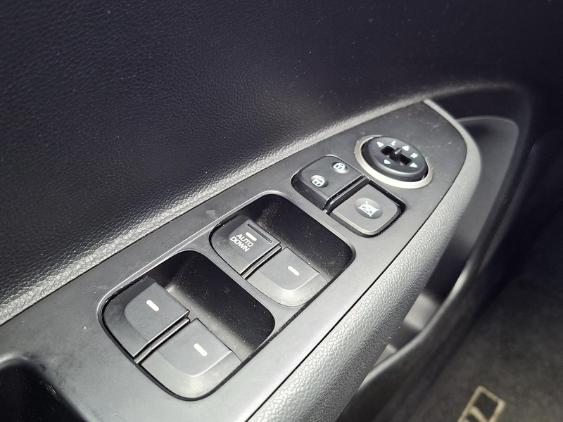 Hyundai i10 1.0i Comfort Cruise control/ Bluetooth — photo 7
