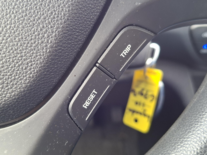 Hyundai i10 1.0i Comfort Cruise control/ Bluetooth — photo 12