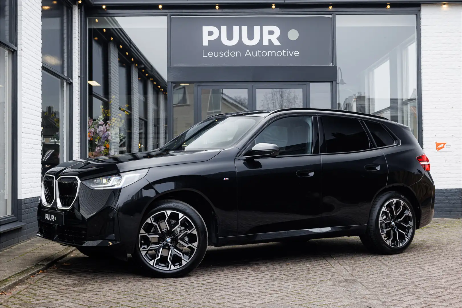 BMW X3 20 xDrive M-Sport Pano - Head Up - Iconic Glow - 3 Schwarz - 1