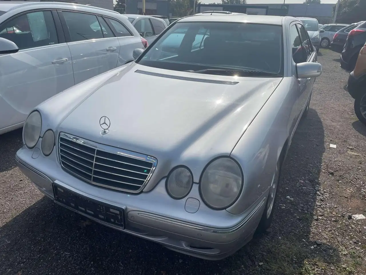 Mercedes-Benz E 320 Avantgarde TÜV neu Automatik, foto 3