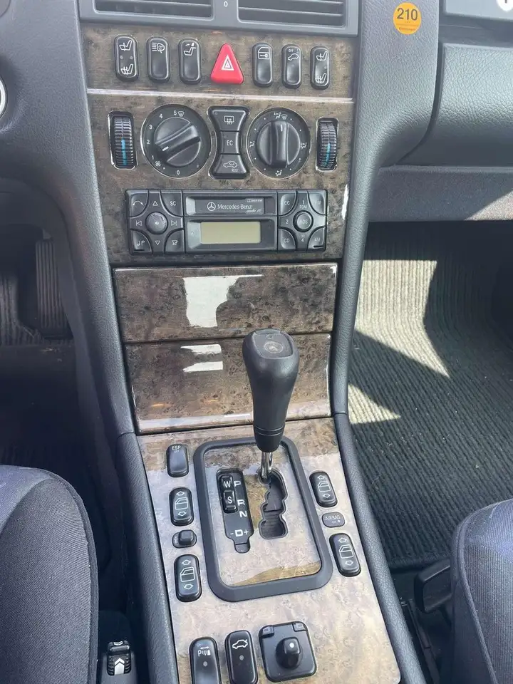 Mercedes-Benz E 320 Avantgarde TÜV neu Automatik, foto 11
