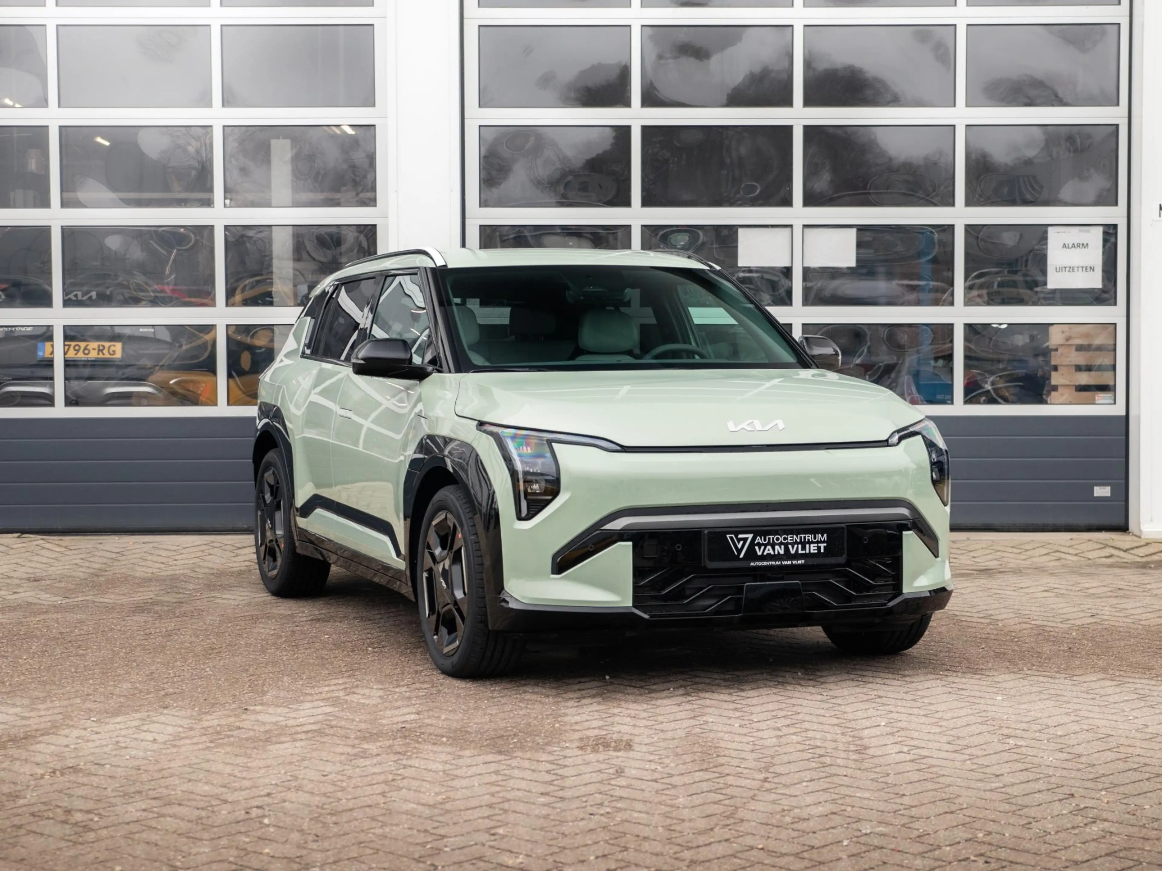 Kia EV3 GT-Line Business Edition 81.4 kWh | Actieprijs* | — photo 4