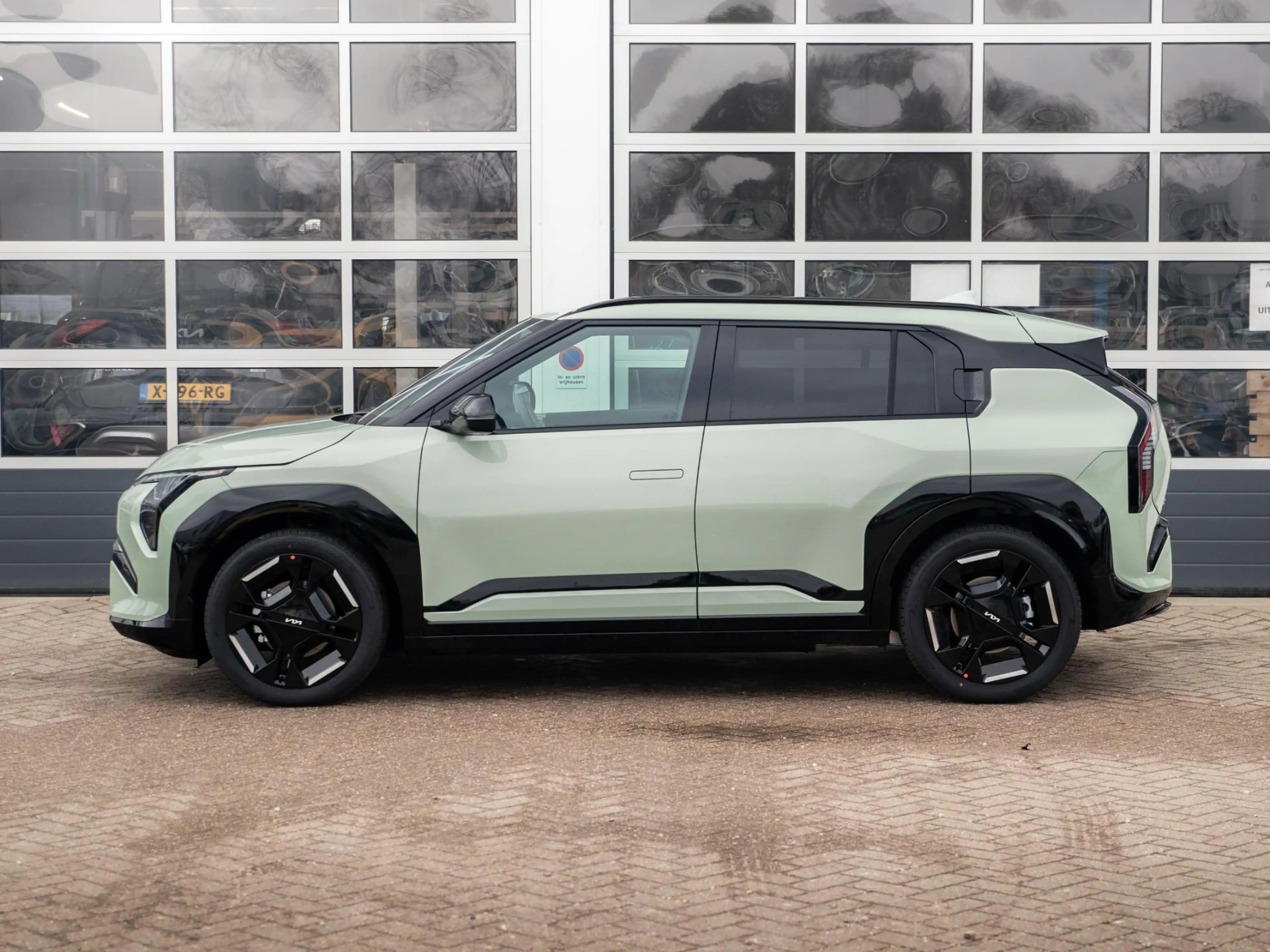 Kia EV3 GT-Line Business Edition 81.4 kWh | Actieprijs* | — photo 9