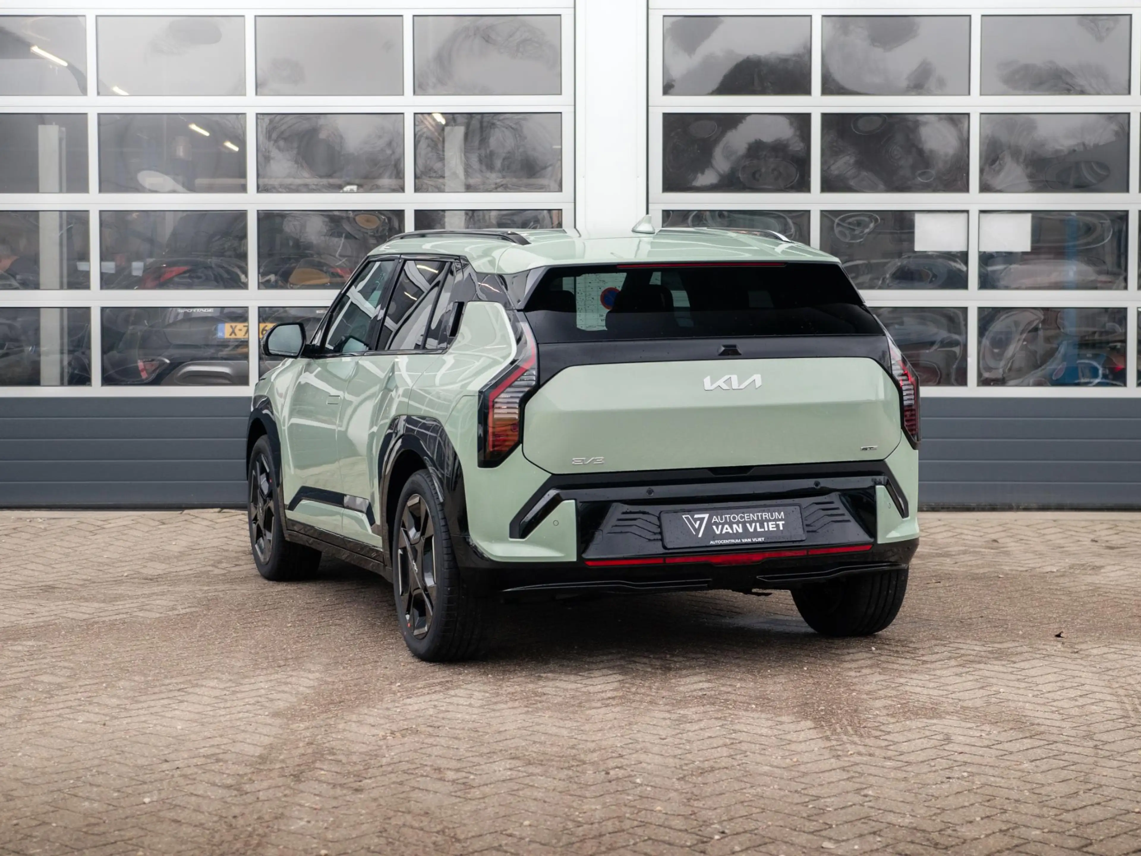 Kia EV3 GT-Line Business Edition 81.4 kWh | Actieprijs* | — photo 8