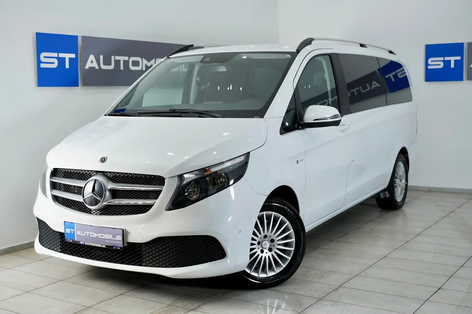 Mercedes-Benz V 250 D Edition Lang 9G-TRONIC // KAMERA // 8-SITZER Weiß - 1