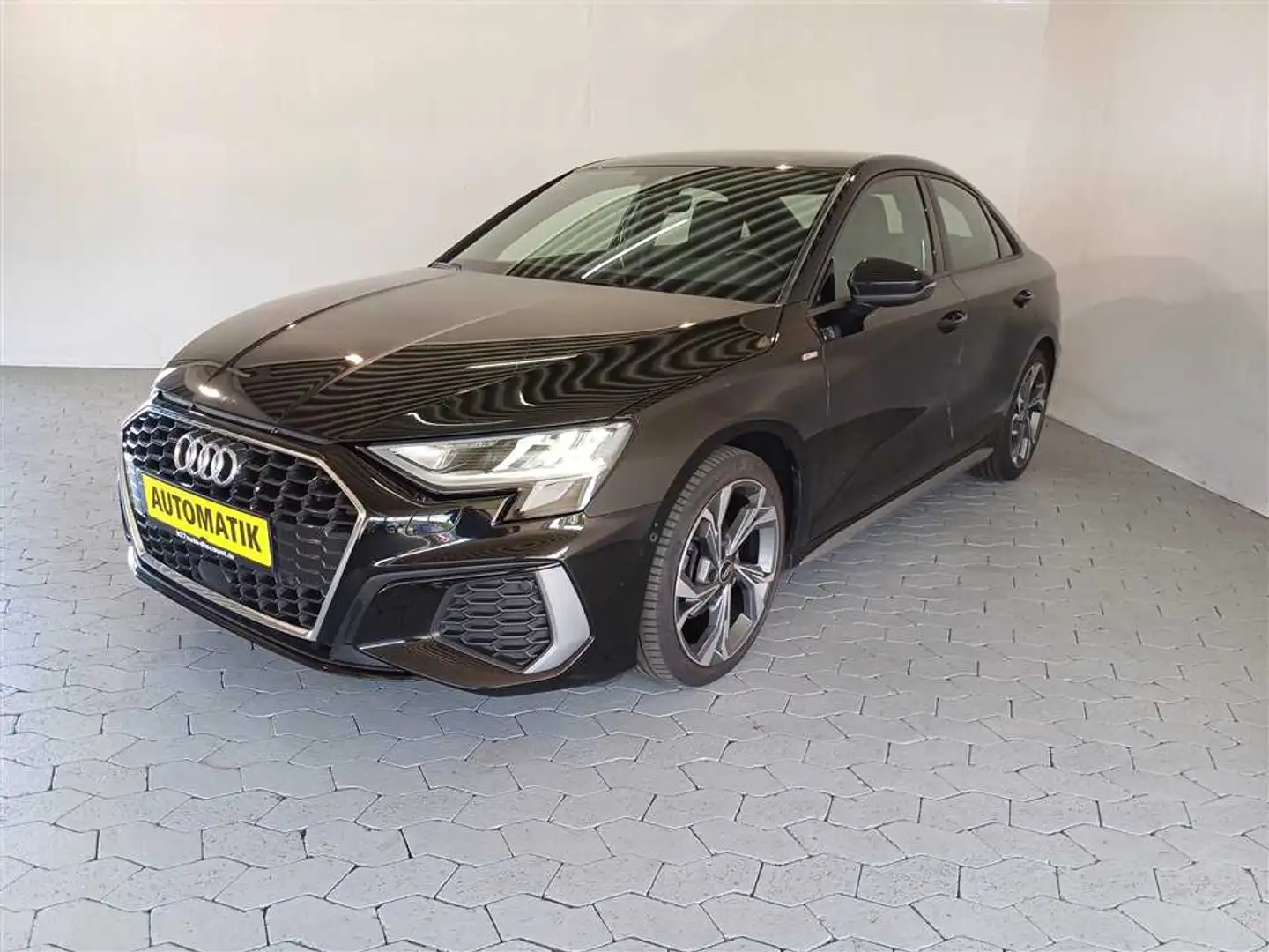 Audi A3 30 1.0 TFSI S line MHEV DSG NAVI+PDC Schwarz - 1