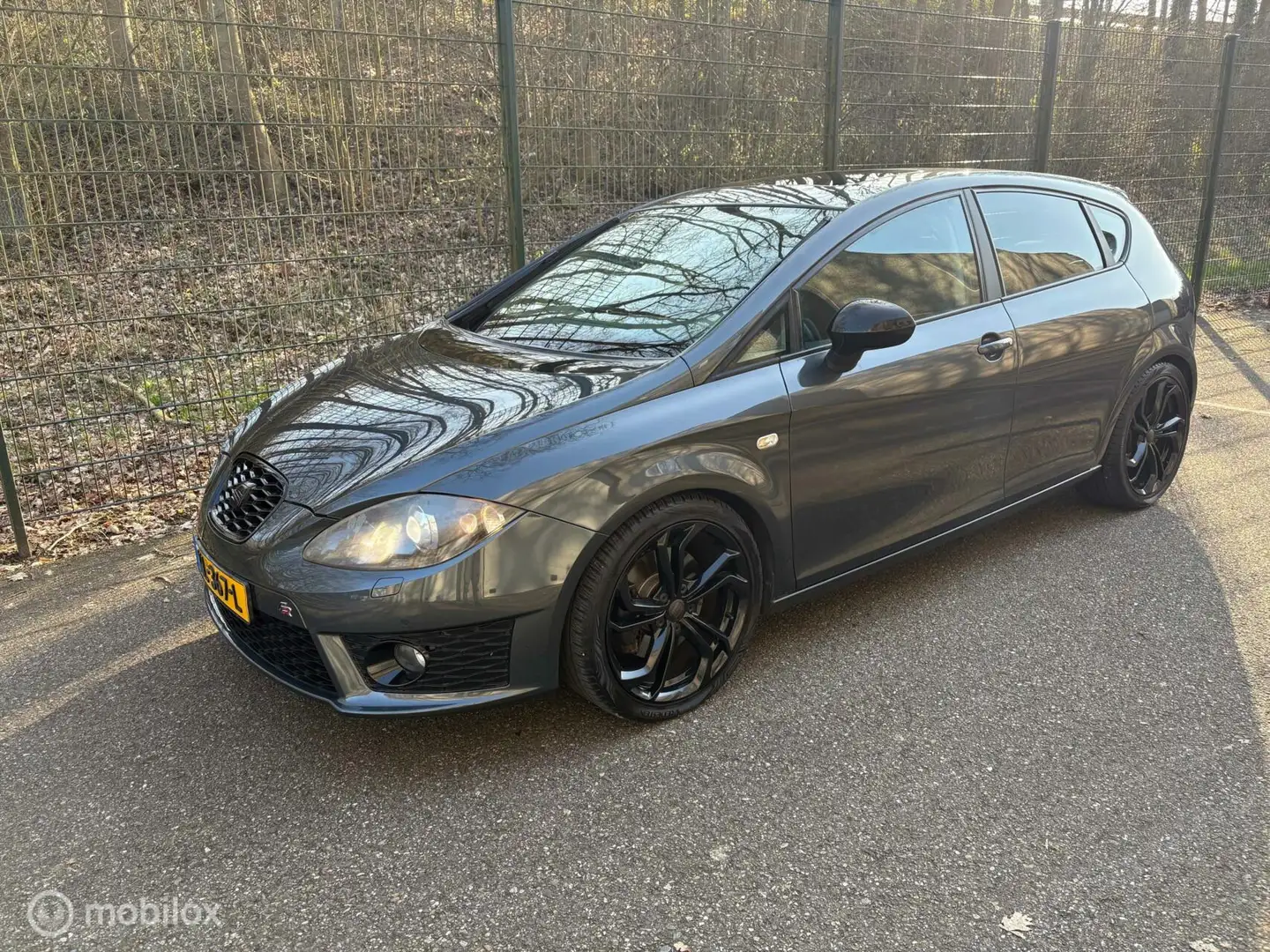 SEAT Leon 2.0 TFSI FR !!UNIEK BOM VOL!! Gris - 2