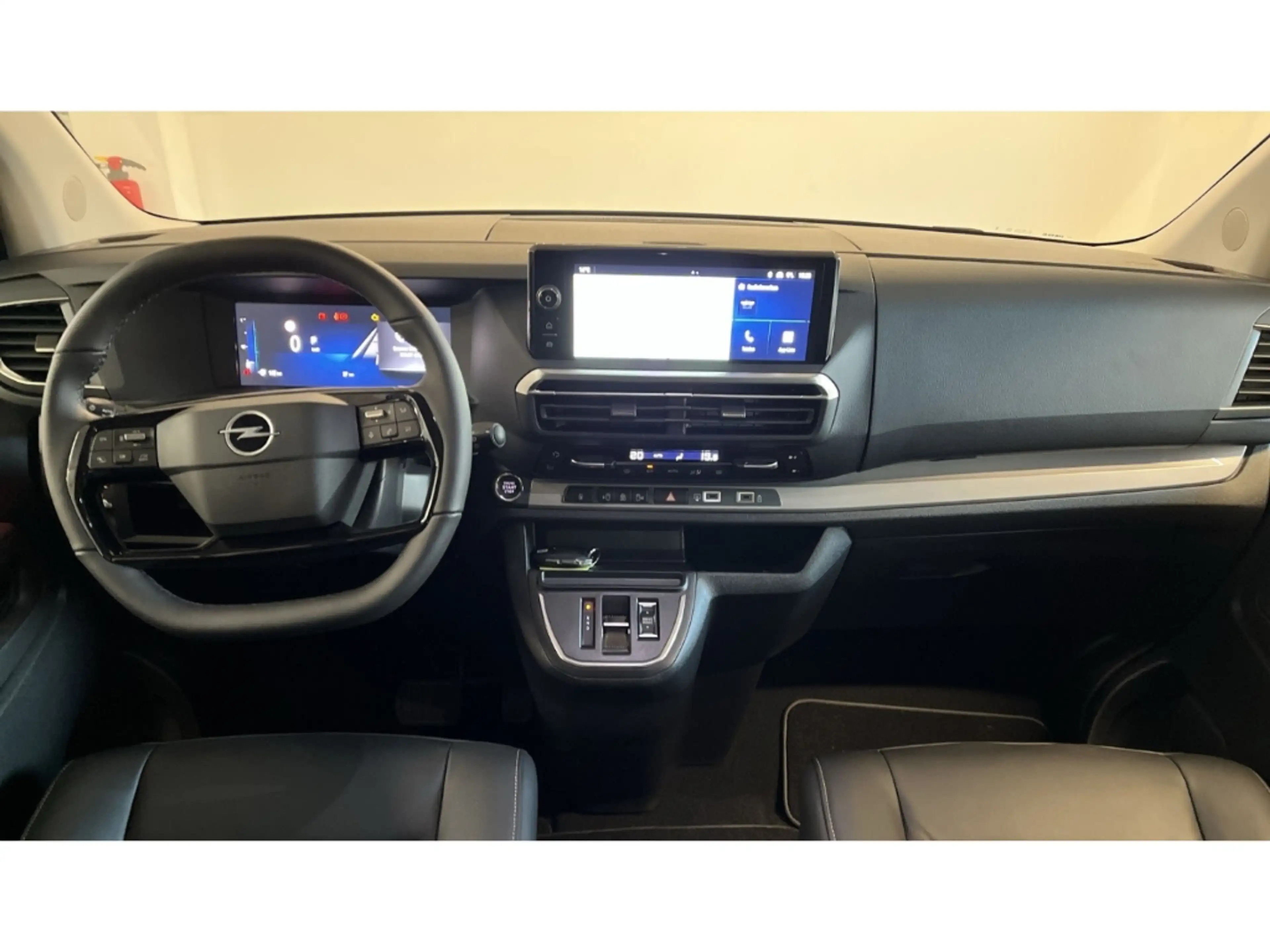Opel Zafira Life GS 2.2 BlueHDI XL EAT8 Drehstühle AHK PANO KAM — photo 8