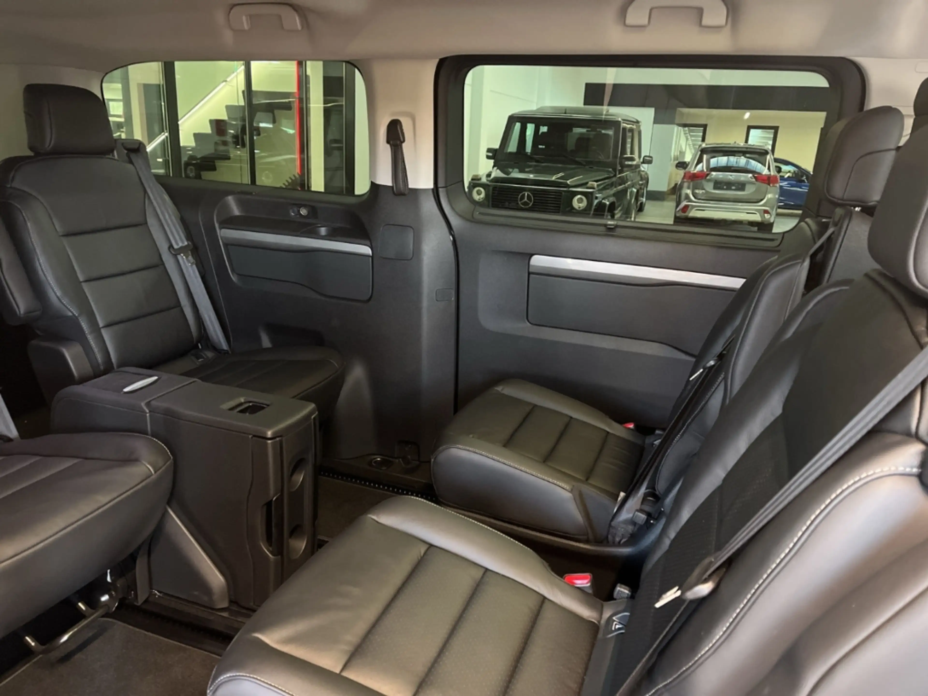 Opel Zafira Life GS 2.2 BlueHDI XL EAT8 Drehstühle AHK PANO KAM — photo 10