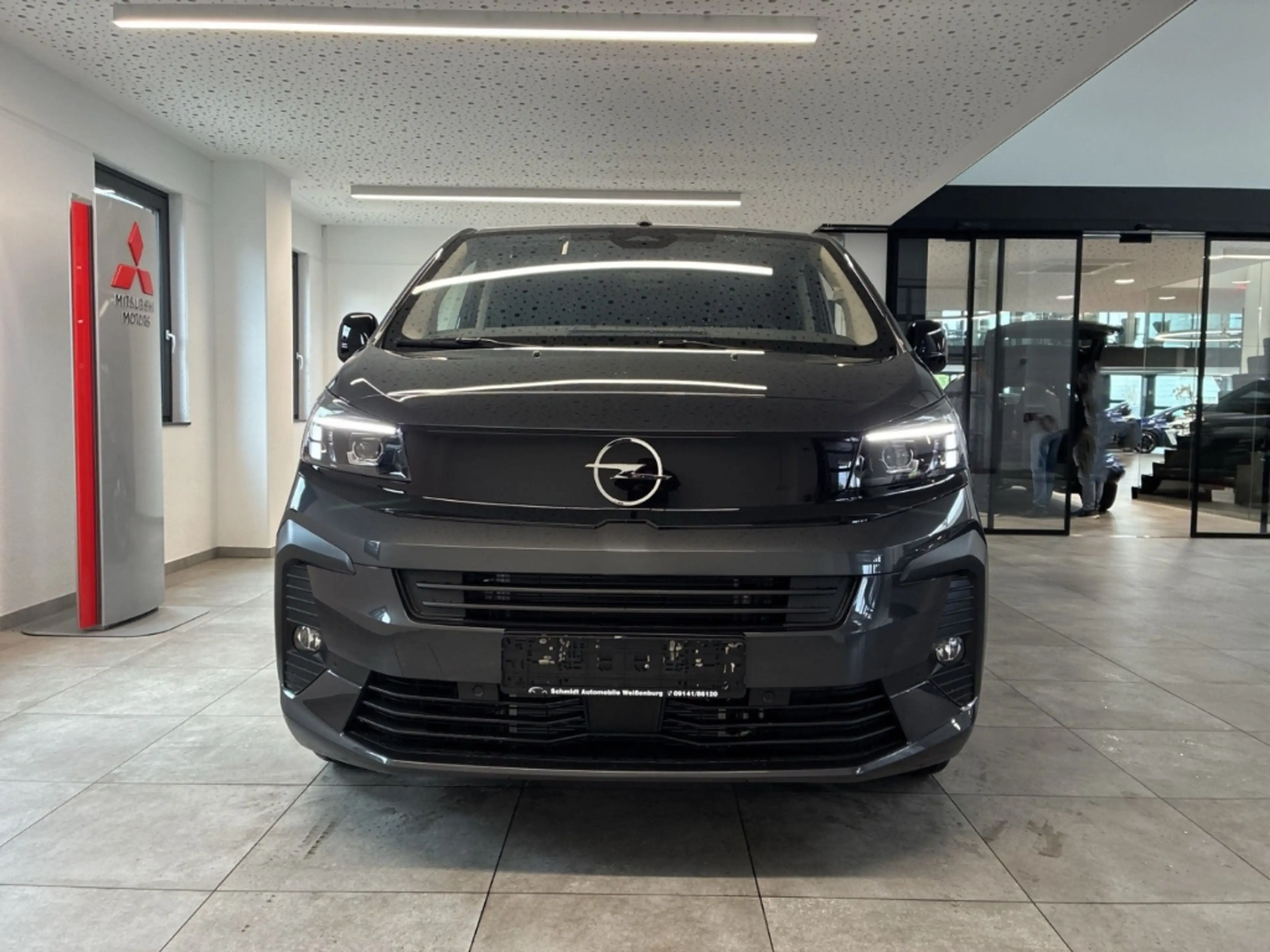 Opel Zafira Life GS 2.2 BlueHDI XL EAT8 Drehstühle AHK PANO KAM — photo 5