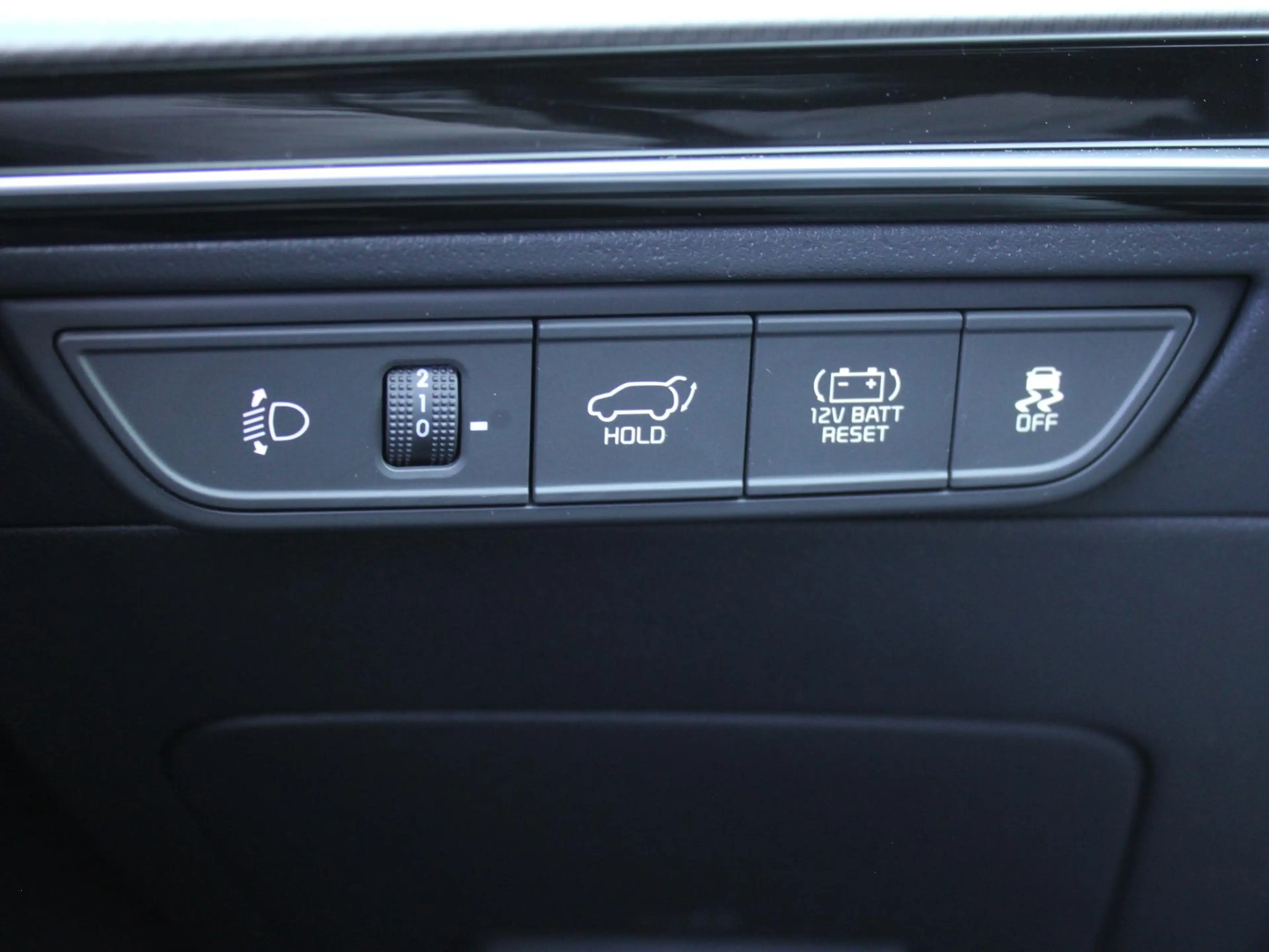 Kia Niro 1.6 GDi Hybrid DynamicPlusLine | Stuur-/stoelverwa — photo 28