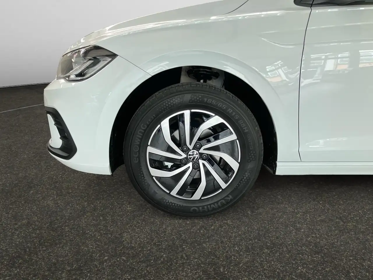 Volkswagen Polo 1.0 EVO Edition Plus 11