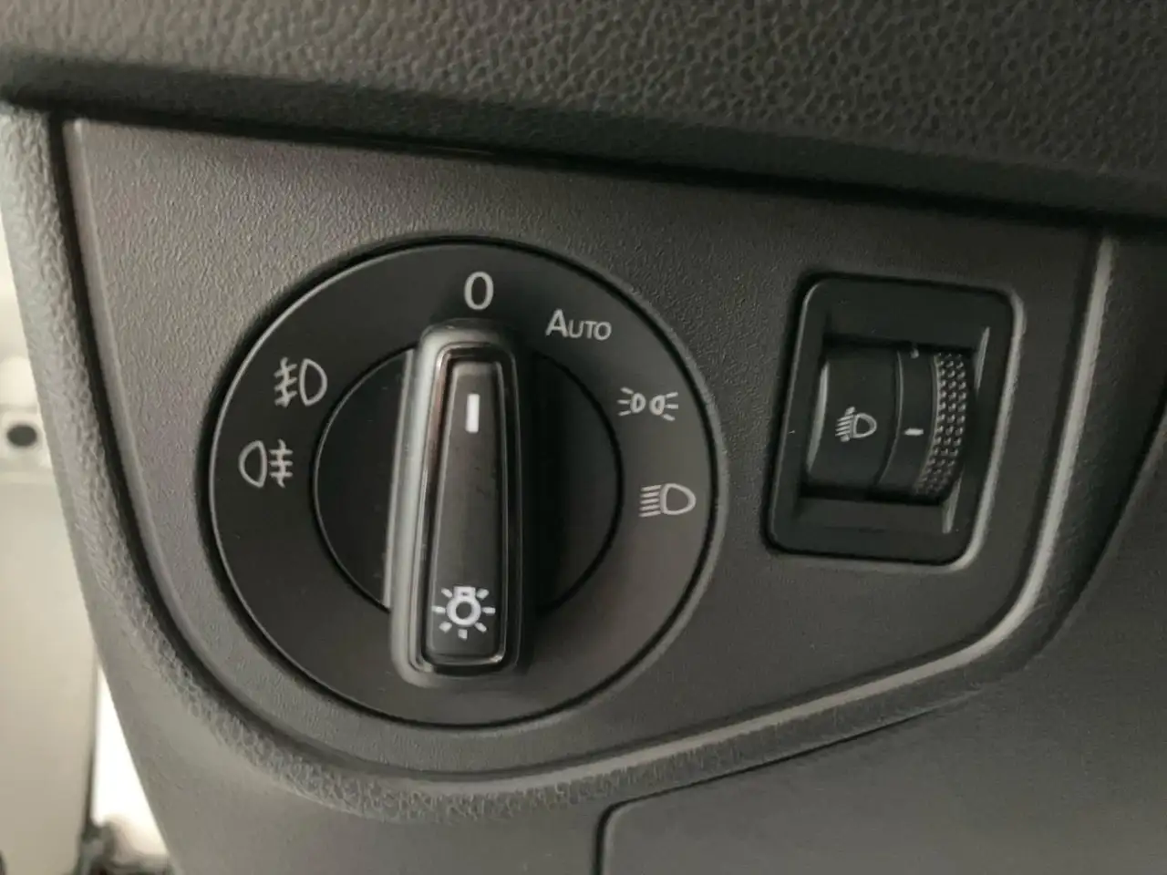 Volkswagen Polo 1.0 EVO Edition Plus 18