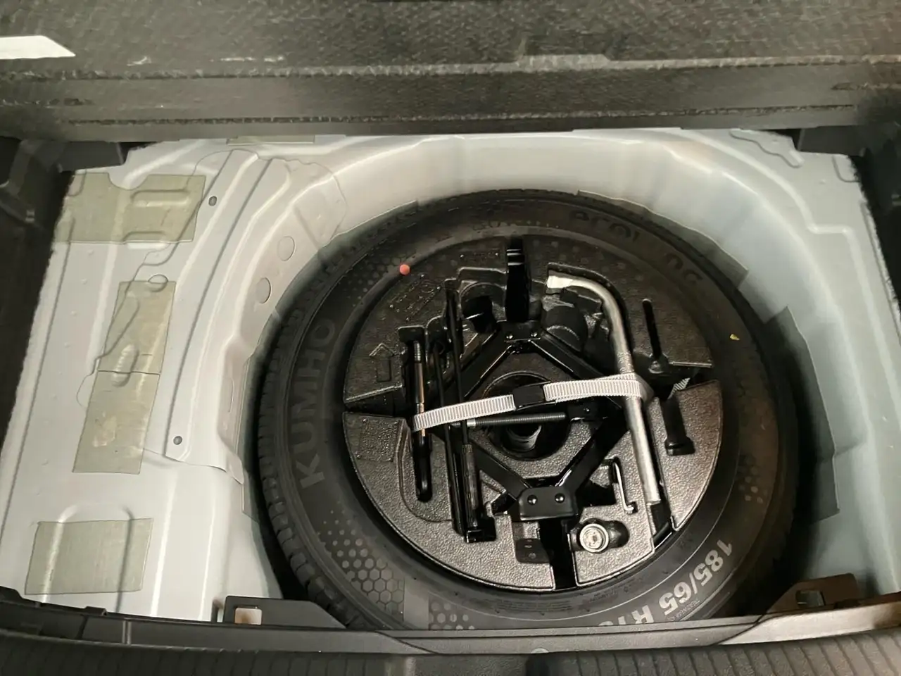 Volkswagen Polo 1.0 EVO Edition Plus 19