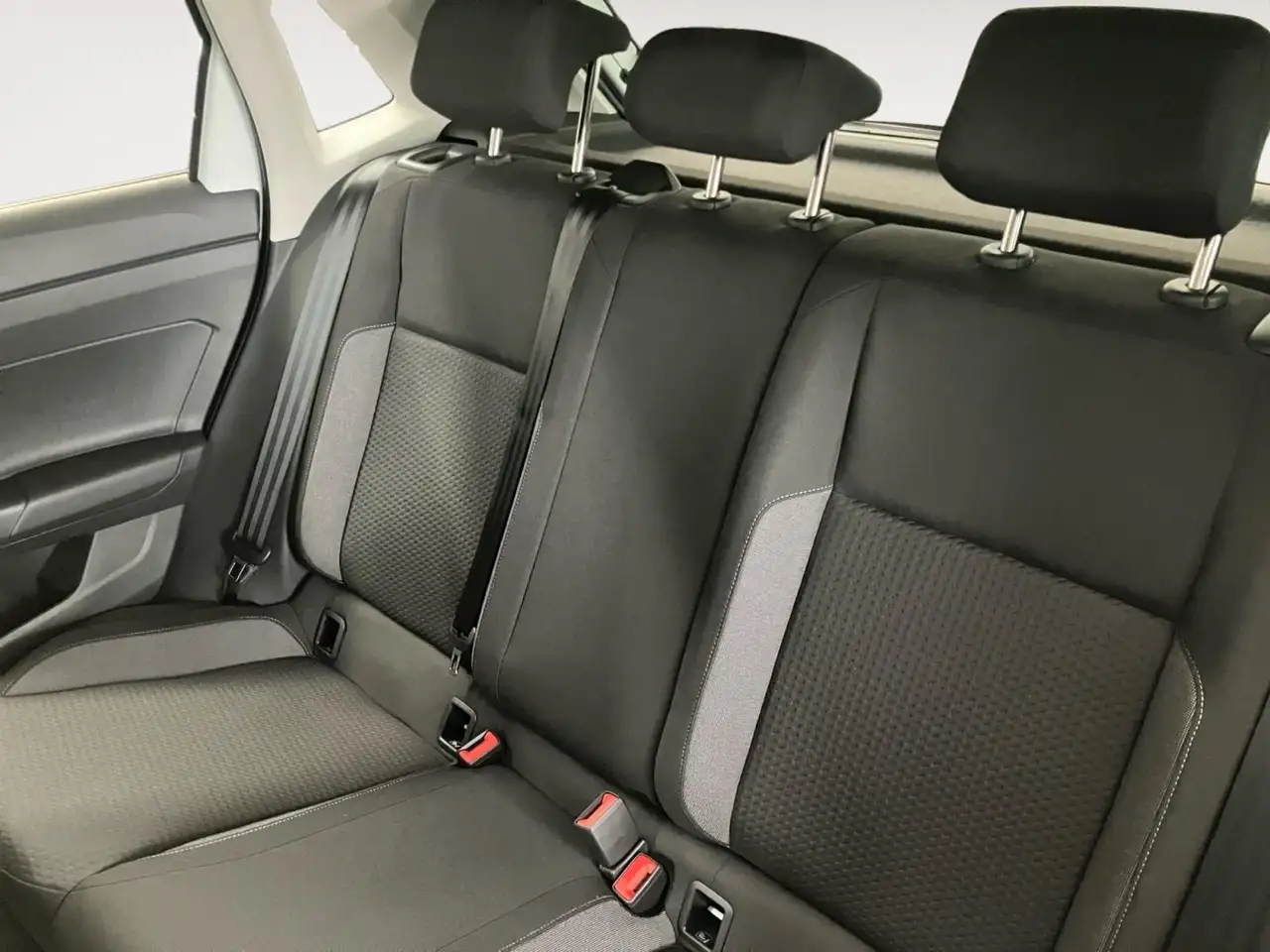 Volkswagen Polo 1.0 EVO Edition Plus 9