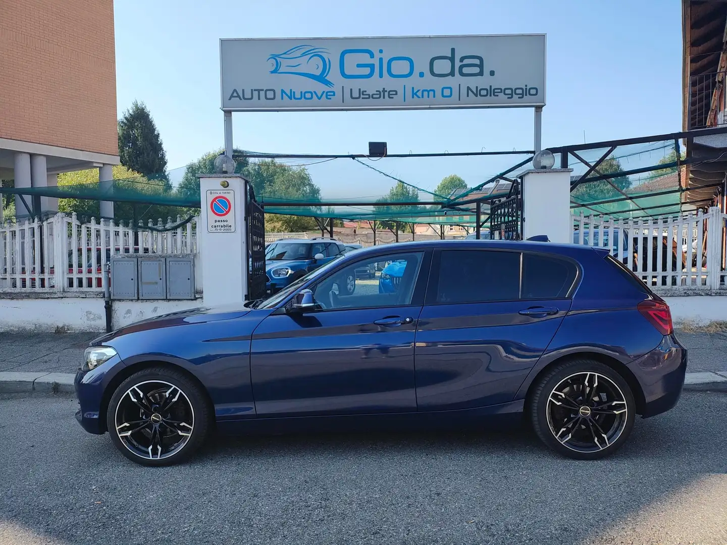 BMW 118 D SPORT 150CV KM 103000-2019 Bleu - 1