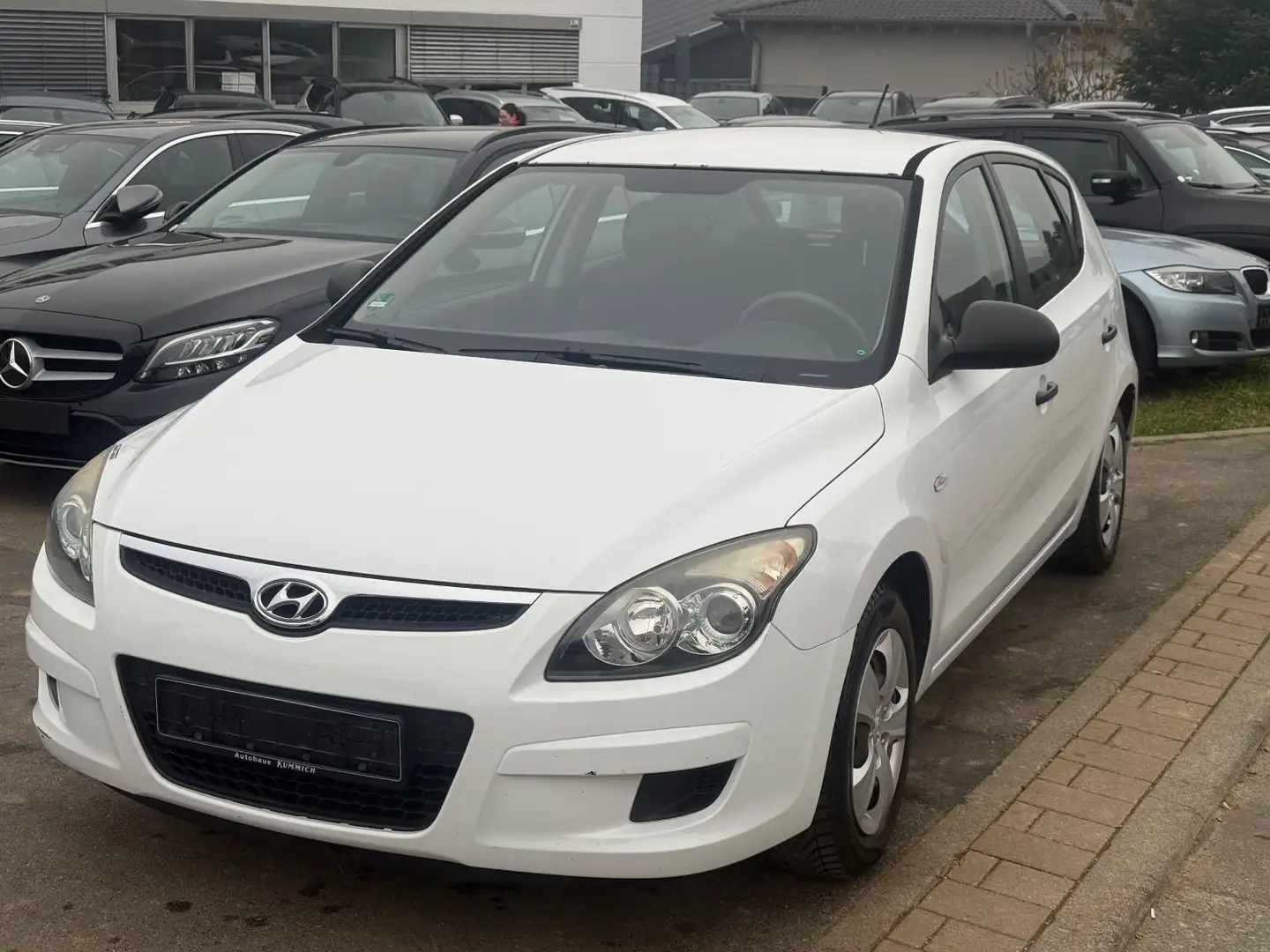 Hyundai i30 FIFA WM Edition*NEU*TÜV*1.4* Weiß - 2
