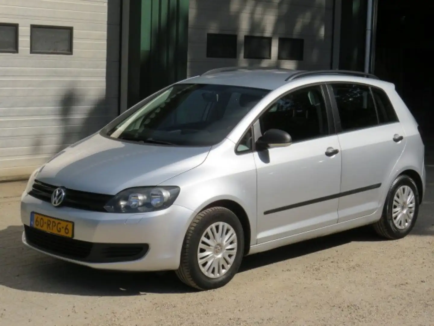 Volkswagen Golf Plus 1.2 TSI TRENDL.BLUEM Grijs - 2