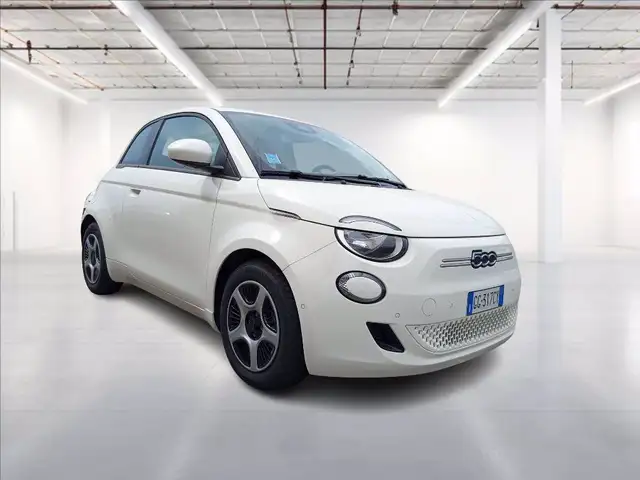 Fiat 500e 42 kWh