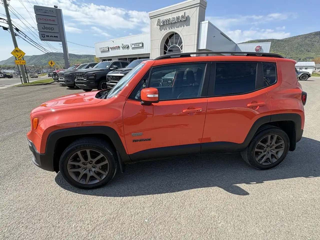 Jeep Renegade снимка Jeep Renegade