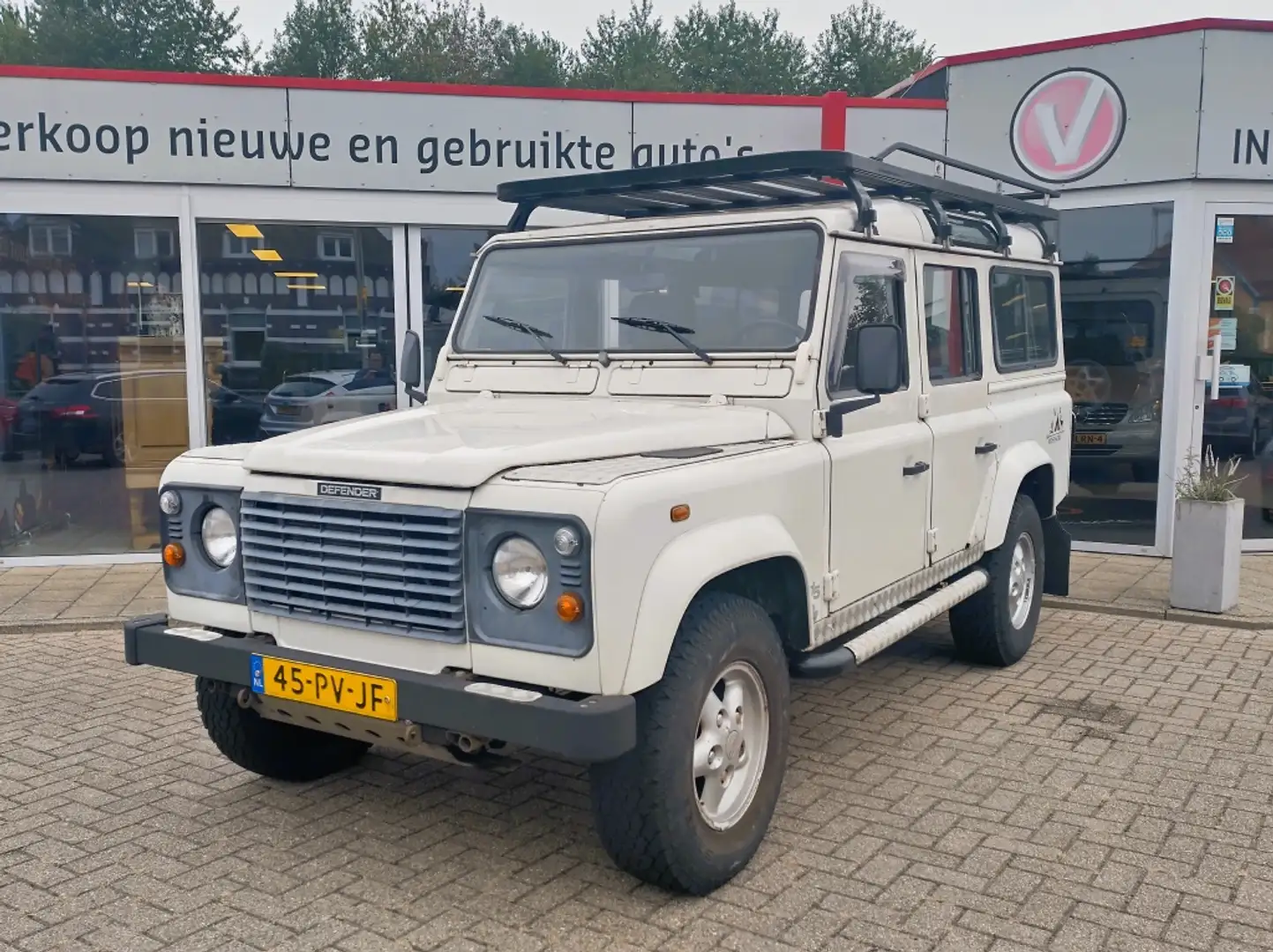 Land Rover Defender 2.5 110 Td5 County Blanc - 1