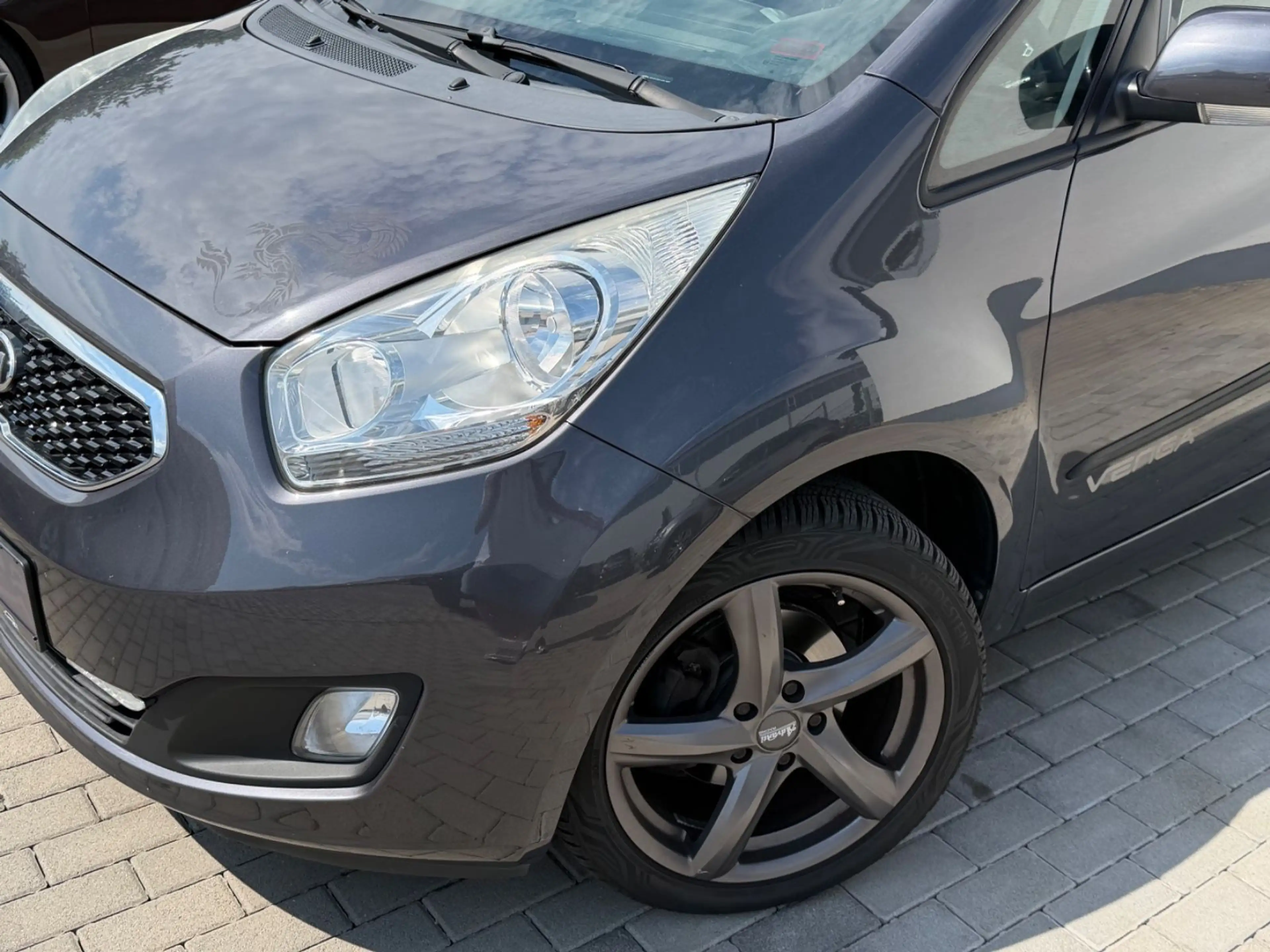 Kia Venga Spirit/SHZ/NAVI/KLIMAAUTO/PDC/EURO5 — photo 7