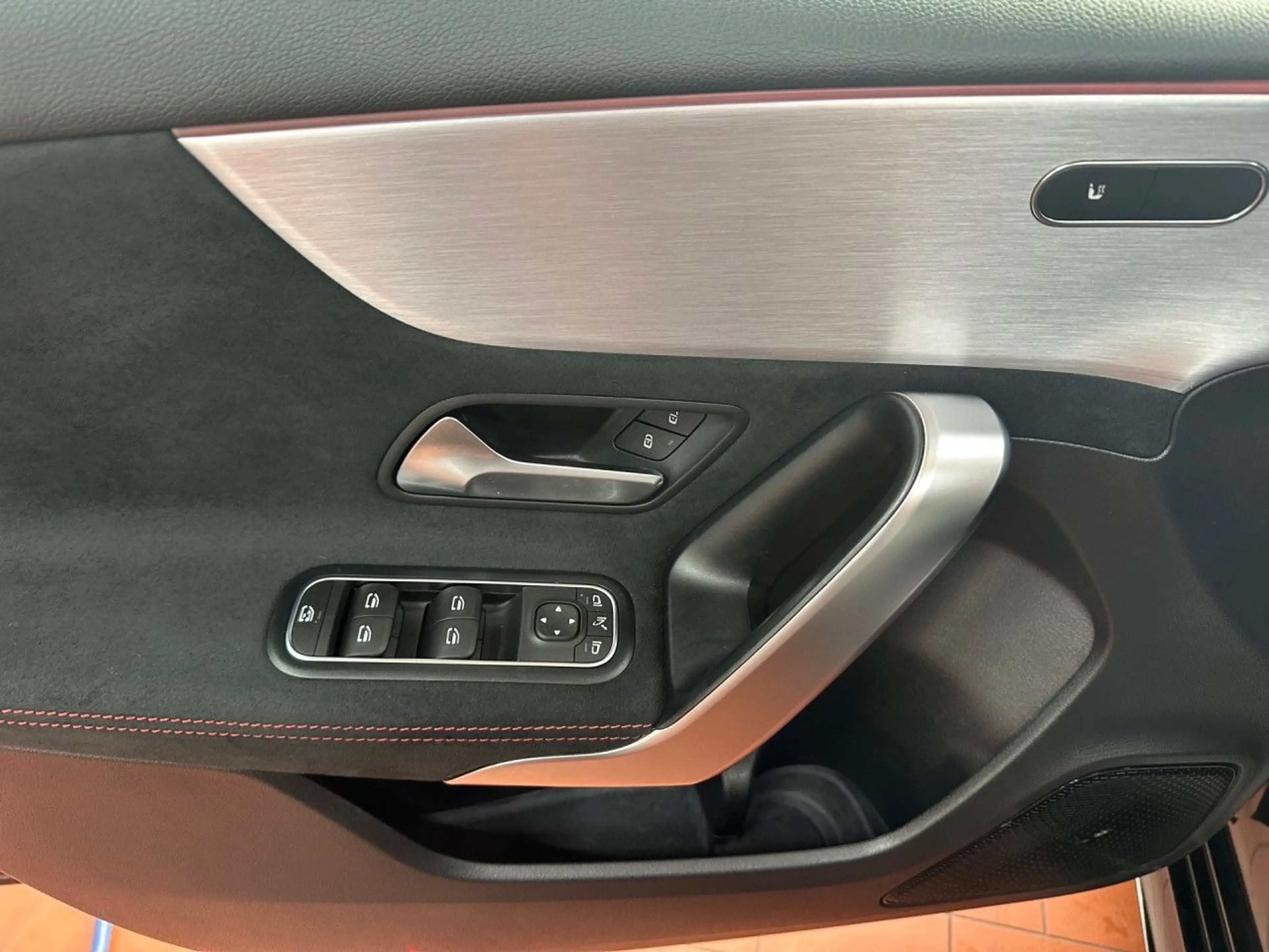 Mercedes-Benz A 250 4M AMG Multibeam Night Keyl-GO Kamera PTS — photo 14