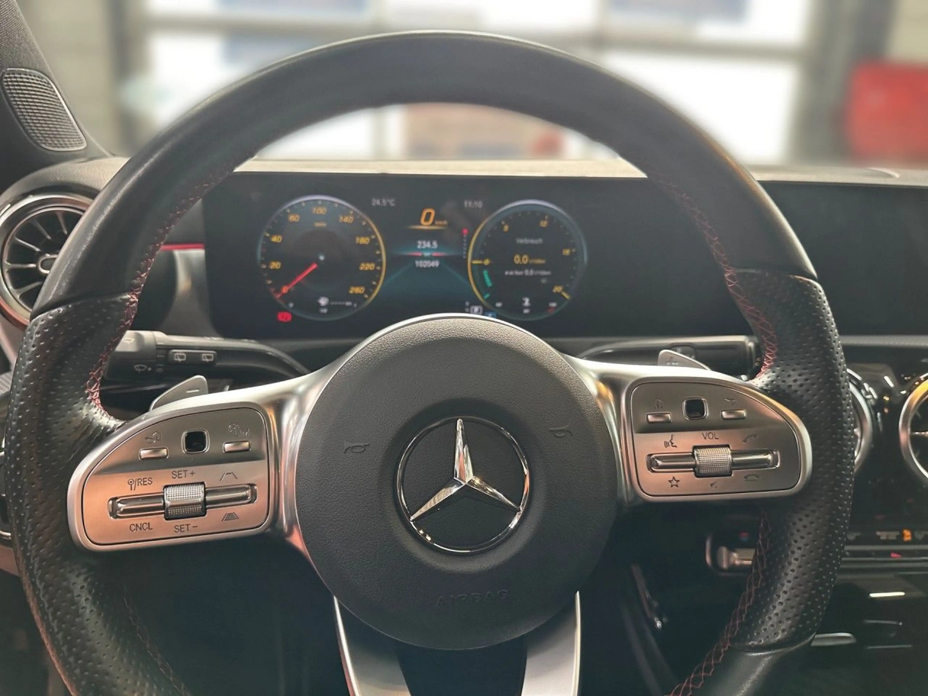 Mercedes-Benz A 250 4M AMG Multibeam Night Keyl-GO Kamera PTS — photo 9